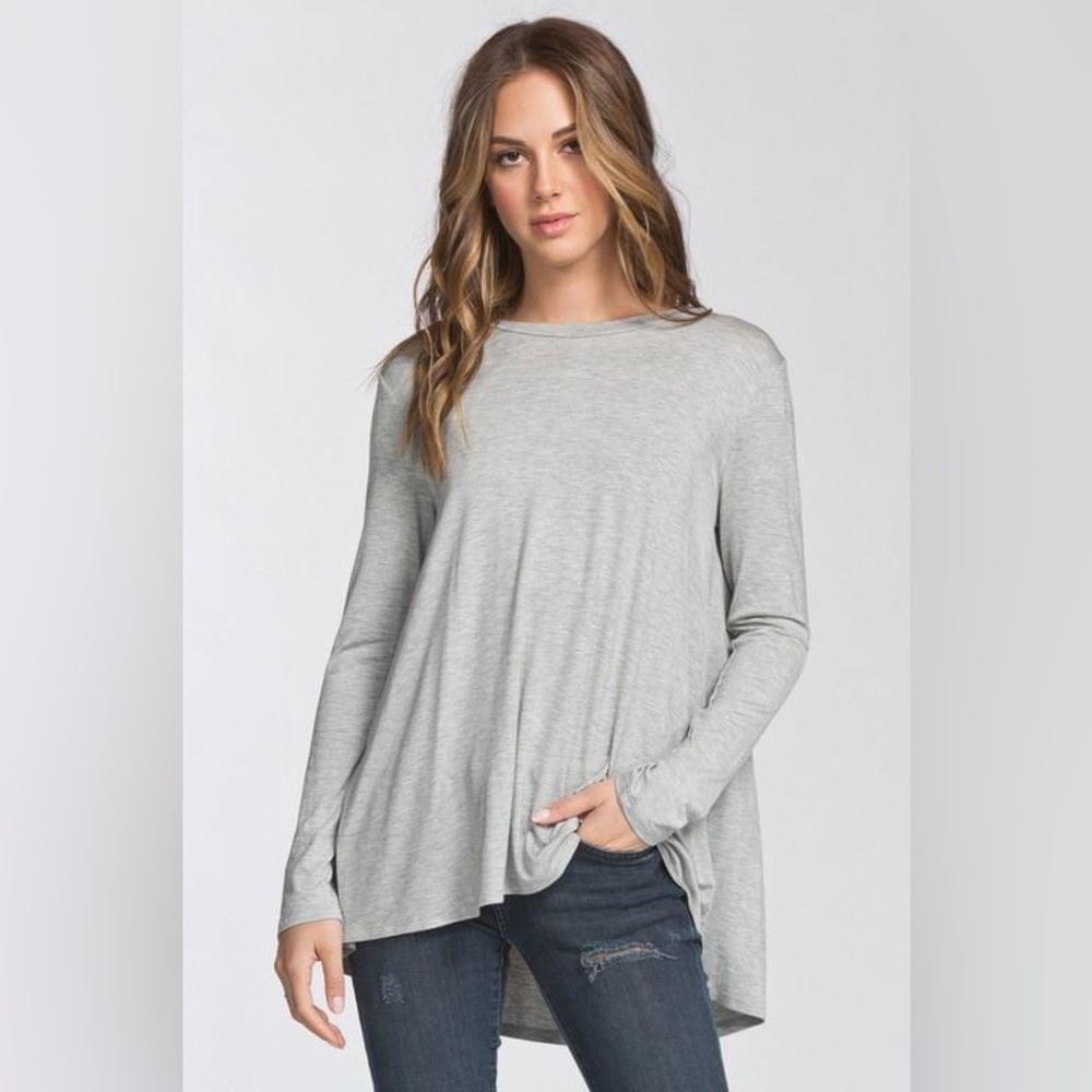 Grey/silver long sleeve high low top